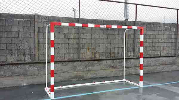 JUEGO PORTERÍAS F.SALA/BALONMANO ALUMINIO TRASLADABLES 80X80MM CON BASE 80X40MM